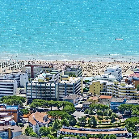 Апартаменты Cristoforo Colombo Каорле