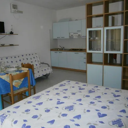 Cristoforo Colombo Апартаменты Каорле